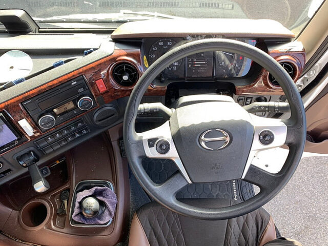 【805】委託販売　R1　17プロフィア　ハイルーフ　トラクタヘッド