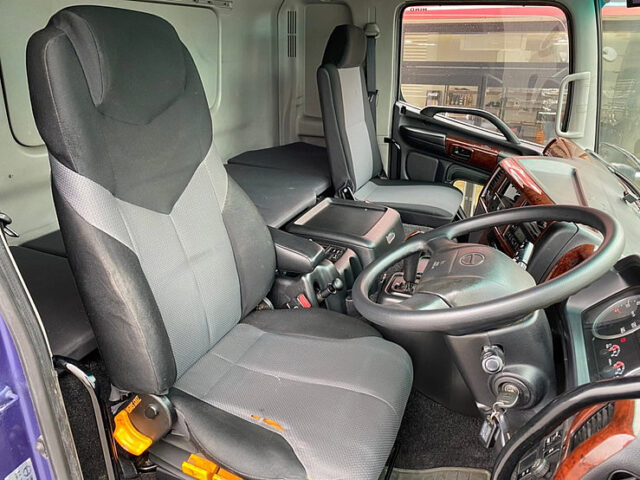 【811】H23　プロフィア　ウィング　総輪エアサス　木床　ラッシング3段