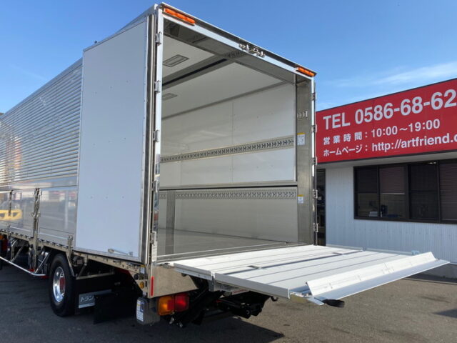 【802】R3　17レンジャー　冷凍ウィング　6200造りボディ　格納ゲート