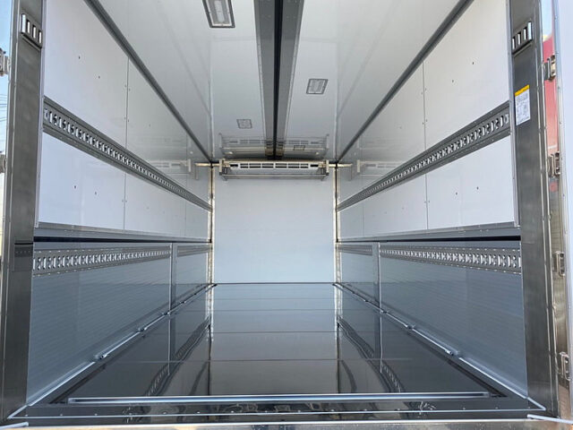 【803】R3　17レンジャー　冷凍ウィング　造りボディ　格納ゲート