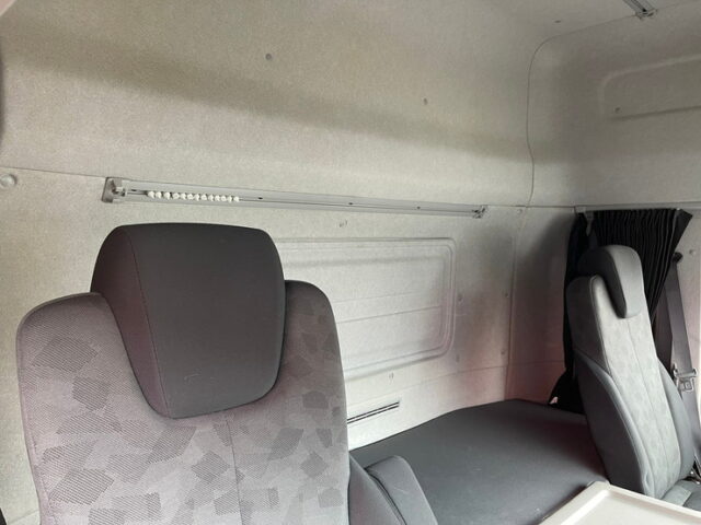 【901】H28　クオン　ハイルーフ　ウィング　4軸　ステンレス多数