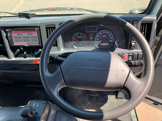 【919】H23　タイタン　いすゞOME　平ボデー　10尺　標準幅　総重量5トン未満　AT