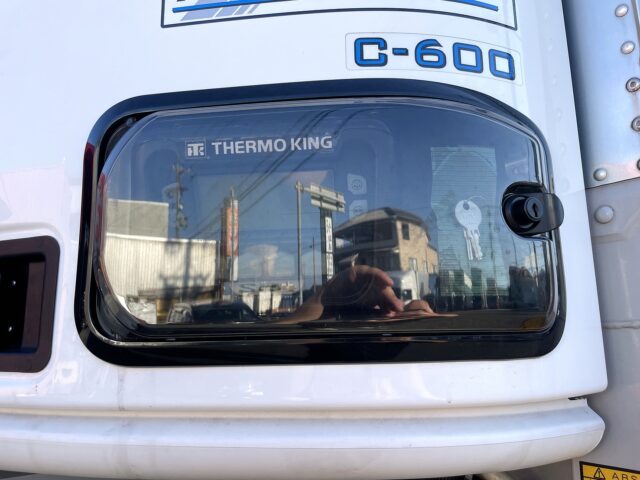 フルハーフ　トレーラー冷凍バン　サーモキング　プレジデント　３軸　リフトアクスル(中残し)