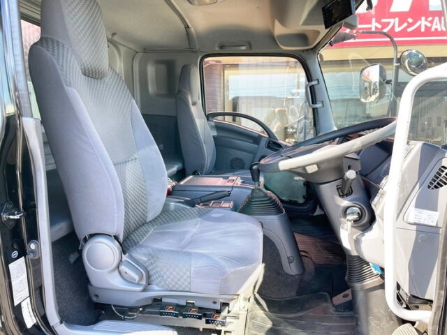 【1083】H30　いすゞ　フォワード　リア門口ステンレス　冷凍ウィング　6200ワイド　240馬力