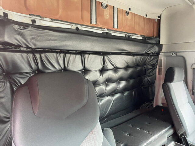 【1048】H27　プロフィア　ハイルーフ　ウィング　ステンレス多数　冷凍機取付可能