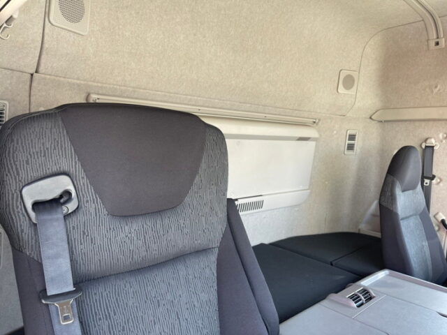 【1111】H30　17スーパーグレート　ハイルーフ　ウィング　総輪エアサス　融雪仕様　箱内高2500