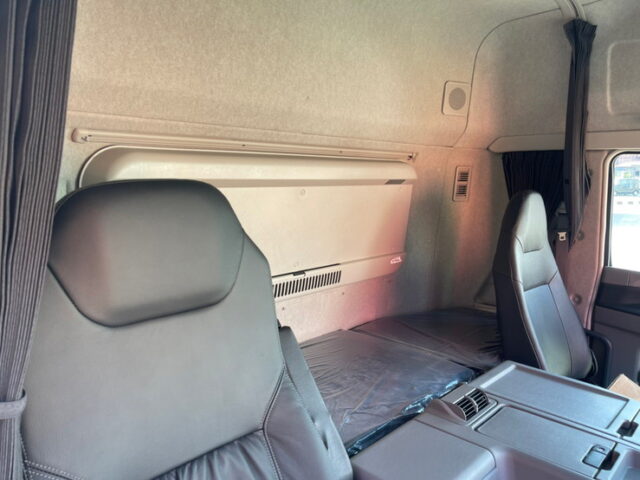 【1094】H30　スーパーグレート　ハイルーフ　ウィング　シャーシ新品　90アオリ　山田ボデー