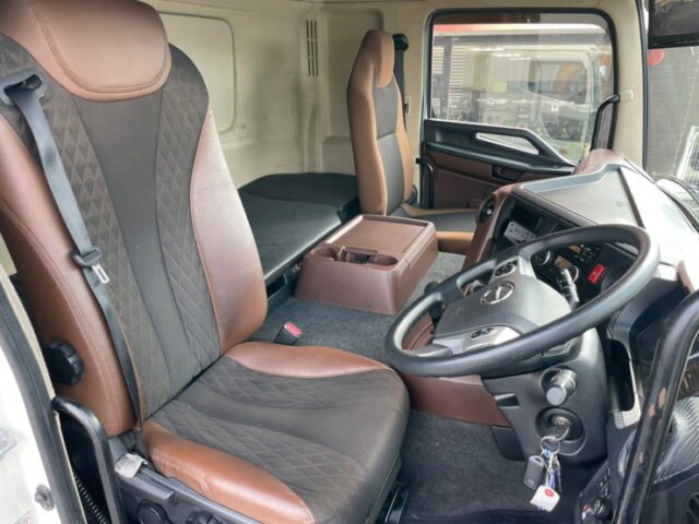 【1234】H30　17プロフィア　ハイルーフ　ウィング　リア門口ステンレス　1Eエンジン　410馬力