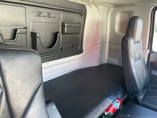 【1240】H29 ギガ ハイルーフ 冷凍バン 10輪 ジョロ4キーストン サブエンジン 7速 380馬力