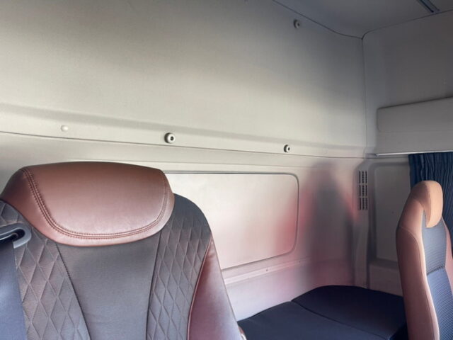 【1217】H29　17プロフィア　ハイルーフ　ウィング　リア門口ステンレス　木床　380馬力