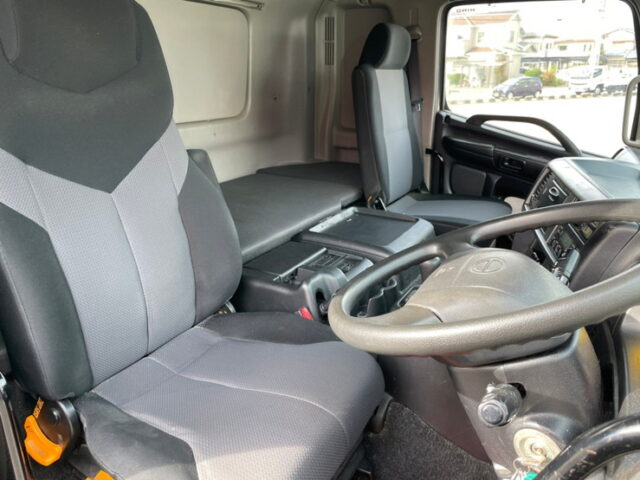 【1293】H26　プロフィア　ハイルーフ　ウィング　山田ボデー　ステンレス多数　木床　エアサス