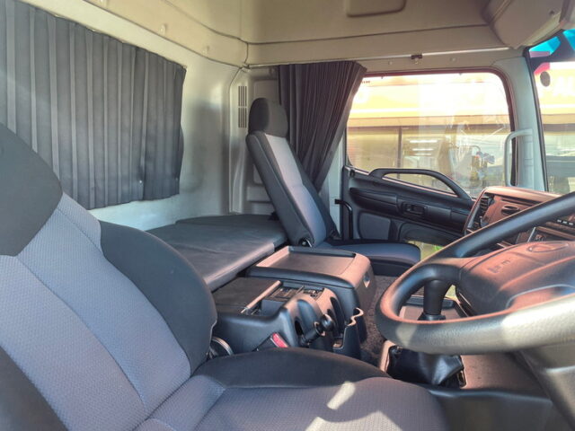 【1335】H27　プロフィア　ハイルーフ　ウィング　7速MT　木床　走行距離53万km