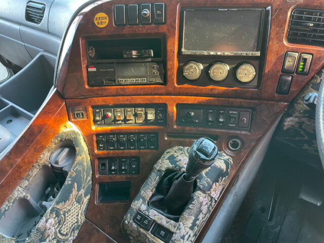 【1323】H19　クオン　ハイルーフ　ウィング　カスタム　総輪エアサス　アルミシマ床　ジョロダーレール4列