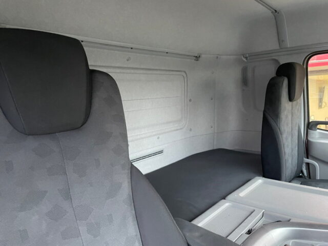 【1280】H27　クオン　冷凍ウィング　サブエンジン　低温設定　格納ゲート　ジョロダーレール4列　木床