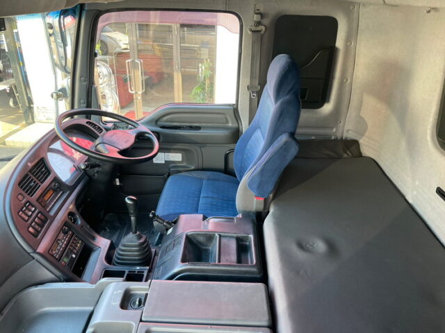 【1480】H27　ギガ　ハイルーフ　ウィング　木床　7速MT　380馬力　リア門口ステンレス