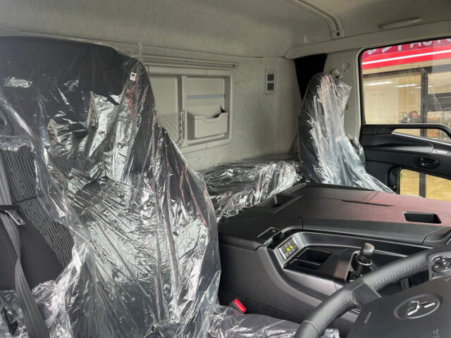 【1498】R5　スーパーグレート　平　　未使用　ヤマダボデー　ステンレス多数