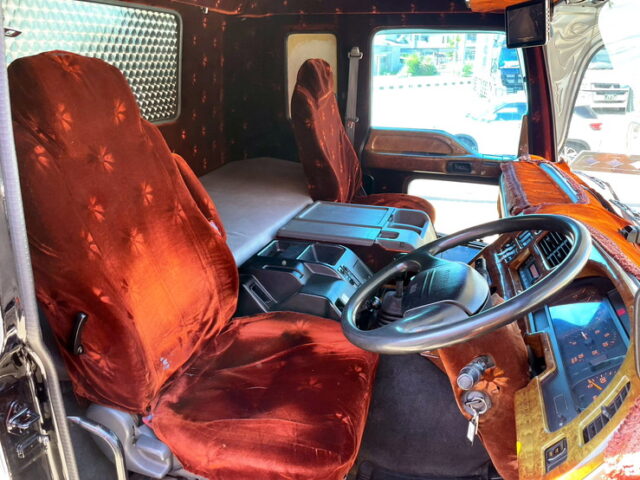 【1517】H15　ギガ　ハイルーフ　冷凍ウィング　造りボディ　1M10アオリ　キャデラックバンパー　410馬力