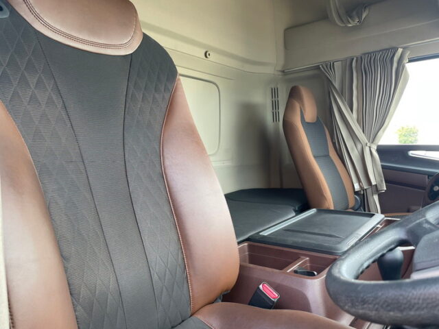 【1536】H30　プロフィア　アルミウィング　ヤマダボデー　7速MT　架装多数