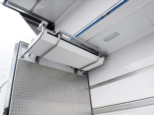 【630】R1　17プロフィア　総輪エアサス　冷凍ウィング　ジョロ4キーストン　7速MT