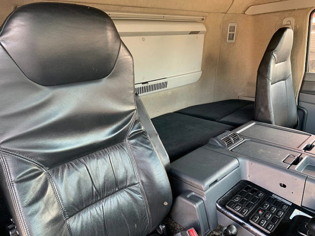 【708】H25　スーパーグレート　ウィング　床鉄板　ステンレス多数