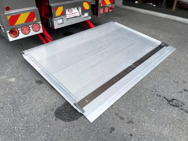 日野　17レンジャー　ハイルーフ　ウィング　架装多数　跳上ゲート　後輪エアサス