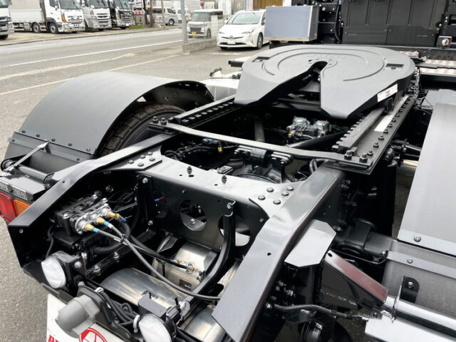 17スーパーグレート　トレーラーヘッド　スライドカプラー　未使用　E尺　460馬力　プレミアムライン