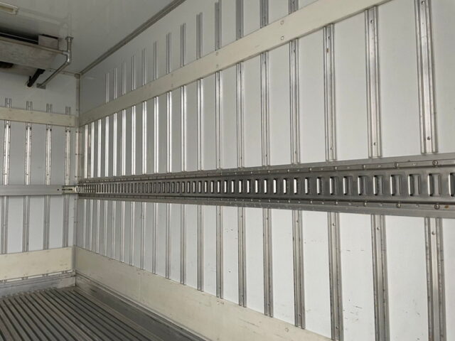 日野　デュトロ　冷凍バン　横扉　オバＱバンパー　ステンレス多数　キーストン