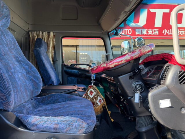 委託販売車両　レンジャープロ　ハイルーフ　セミワイド　ハイグレード　ヤマダボデー　ステンレス多数