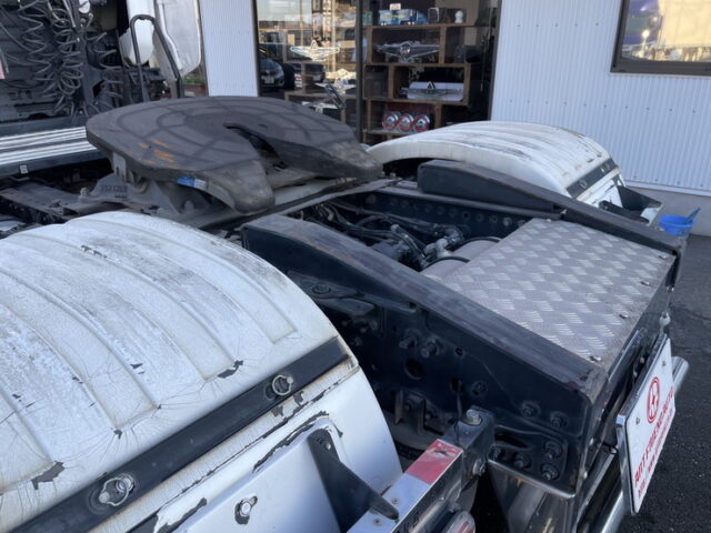 日野　17プロフィア　ハイルーフ　トレーラーヘッド　E13Cエンジン　450馬力