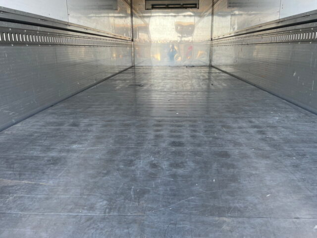 日野：１７レンジャー：ワイド：冷凍ウィング：AT：トレクス造りボデー：ステンレス多数：アルミホイール　