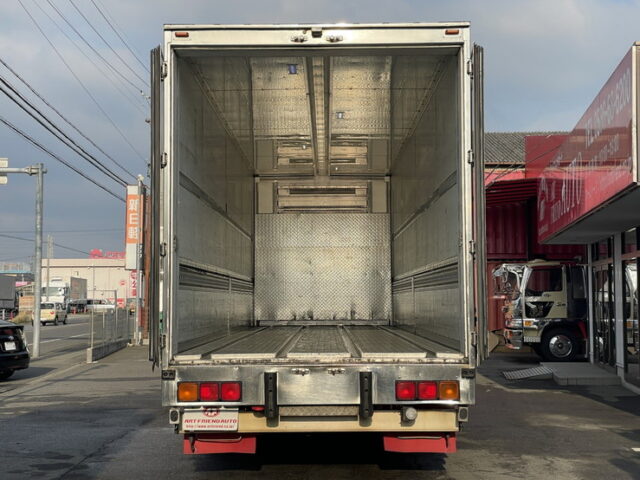 いすゞ：ギガ：冷凍ウィング：菱重製直結冷凍機：ジョロダーレール4列：アルミシマ床