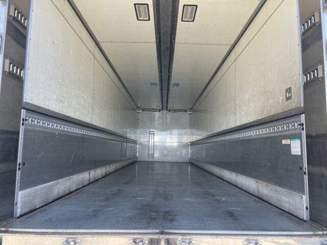 スーパーグレート：ハイルーフ：ウィング：造りボディ：ステンレス多数：420馬力