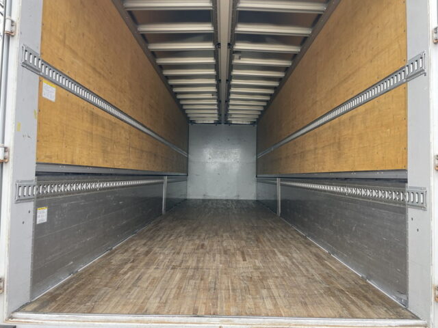 いすゞ：ギガ：ハイルーフ：ウィング：メッキ多数：アルミホイール：スムーサー