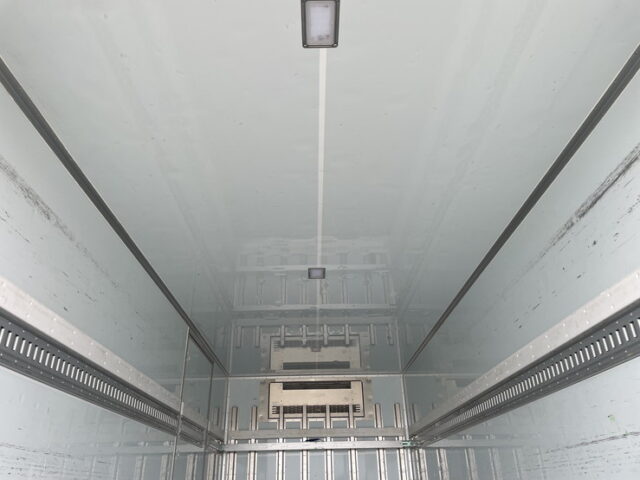 日野:17レンジャー:6200ワイド:冷凍バン:格納ゲート付:エアサス:ジョロ4キーストン