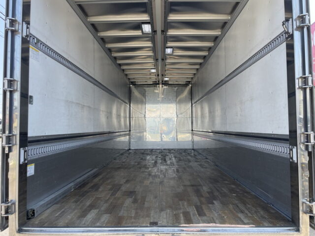 日野：17レンジャー：ハイルーフ：ウィング：7200ワイド：ステンレス多数：エアサス