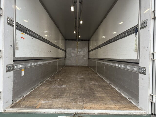 17スーパーグレート：ハイルーフ：ウィング：プレミアムラインエグゼクティブ：寝台メッキ