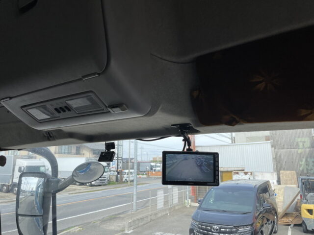 三菱ふそう　17スーパーグレート　ハイルーフ　冷凍ウィング　架装多数　木床　菱重製直結冷凍機