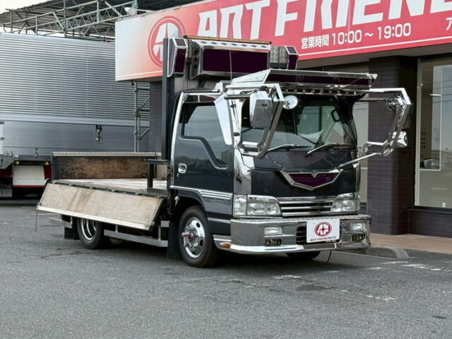 【現状】いすゞ：エルフ：平ボデー：架装多数：マニ割り：5トン未満：2駆/4駆切換付き