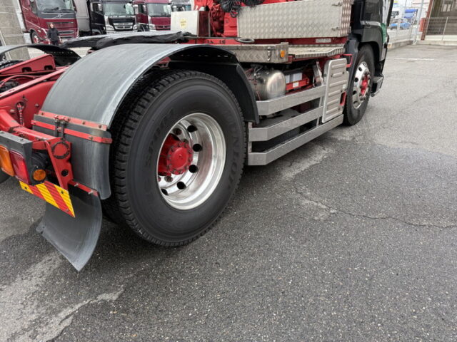 いすゞ:ギガ:ハイルーフ:トレーラーヘッド:フロントバイザー:第5輪荷重11.100㎏