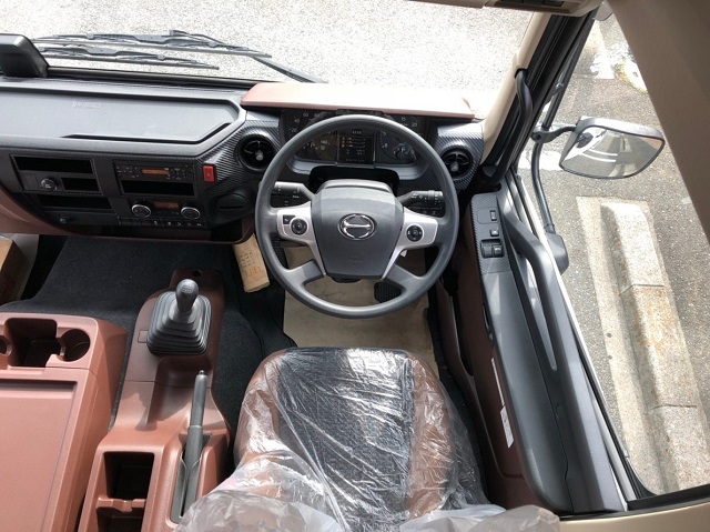 【285】日野　レンジャープロ　アルミウイング　ハイルーフ　リヤエアサス　未使用車