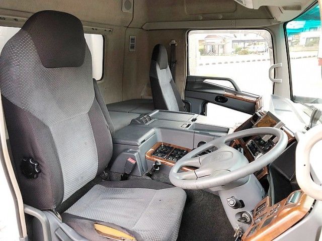 【504】三菱ふそうスーパーグレート　低床　アルミウイング　ハイルーフ　総輪エアサス