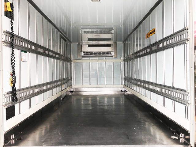 【197】いすゞ　エルフ　冷凍バン　格納ゲート　ワイドロング