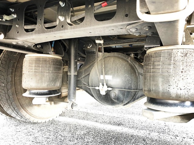 【373】ふそう　ファイター　ワイドウィング　エアサス