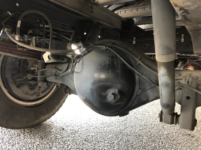 【326】いすゞ　エルフ　アルミウイング　格納ゲート付