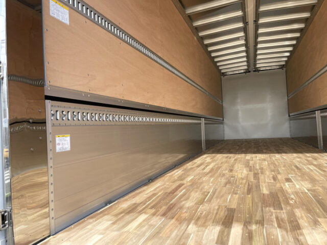 いすゞ　ギガ　登録済み未使用車　ハイルーフ　リア門工ステンレス　アルミホイール