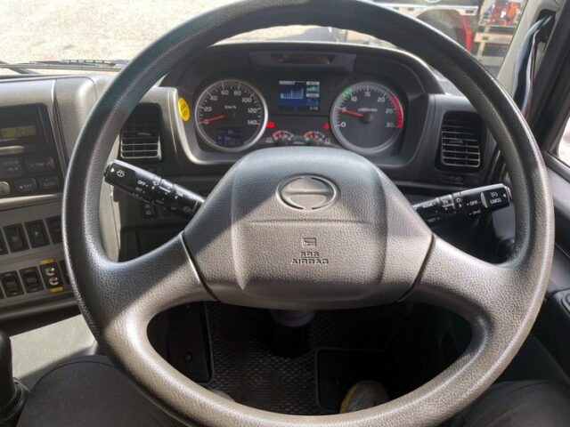 日野　プロフィア　アルミウィング　ステンレス多数　