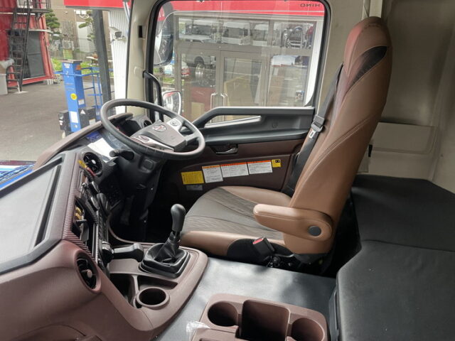 日野　17プロフィア　ハイルーフ　Lゲート　ダンプ　架装多数　410馬力