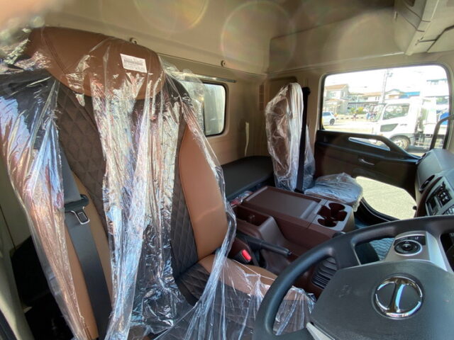 【802】R3　17レンジャー　冷凍ウィング　6200造りボディ　格納ゲート