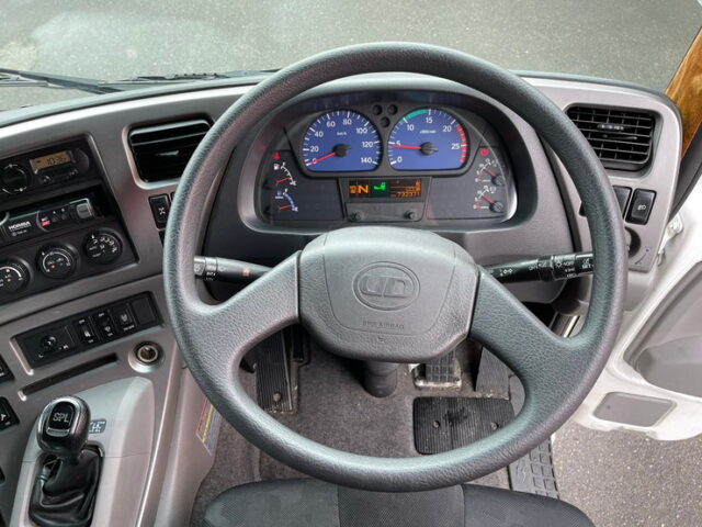 【901】H28　クオン　ハイルーフ　ウィング　4軸　ステンレス多数