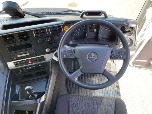 【905】R3　登録済未使用車　スーパーグレート　低床アルミウイング